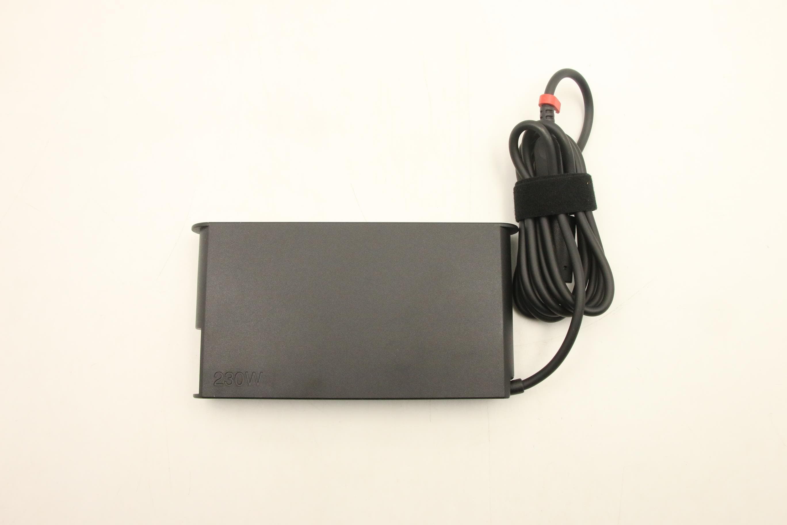Lenovo CRU,AC_ADAPTER,Rectangle slim 230W,100-240Vac,3P 5A10V03260