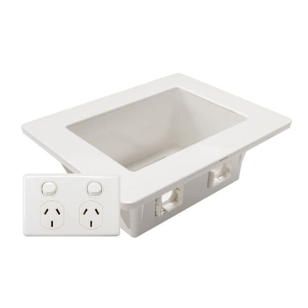 Dynamix DYNAMIX Recessed Wall Box with 2x AMDEX style outlets. Incl Dual Port AV-RPS03
