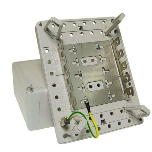 Dynamix DYNAMIX 50 Pair Distribution Box (5 x 10 Position). Size: 210 x DISB50